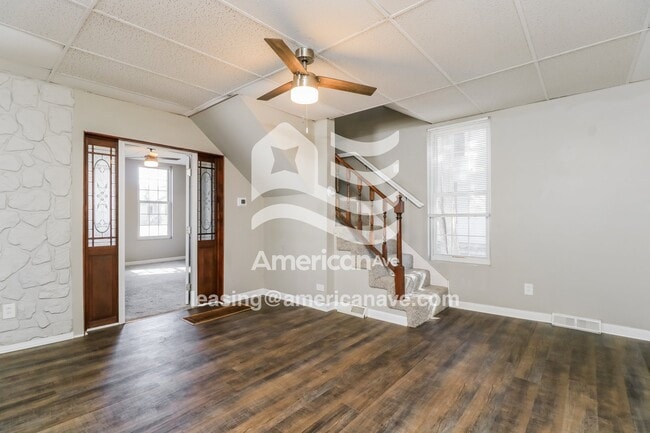 Photo - 1127 Williams St