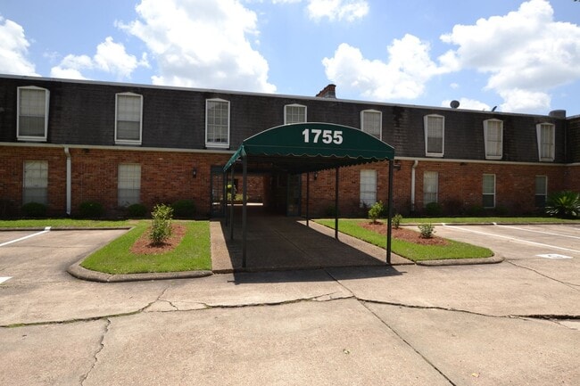 Photo - MOVE IN SPECIAL!  Newly updated, 2 bedroom, 2 bath Condo at Westdale Club Condos