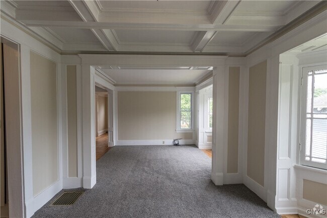 Building Photo - 29 Canton St Rental
