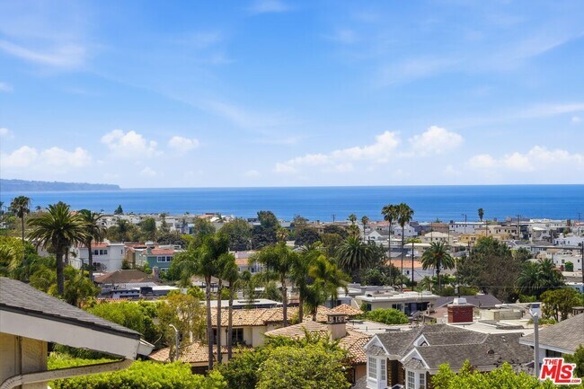 Photo - 108 S Poinsettia Ave