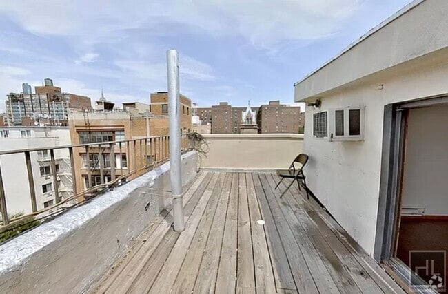 Building Photo - 3 BED WITH PRIVATE ROOF DECK IN PRIME EAST... Unit 6A Rental
