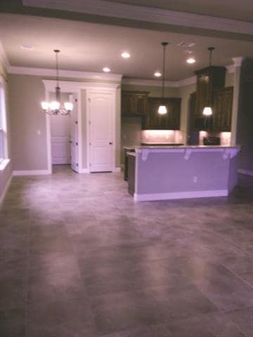 237 Jacinth Ln
