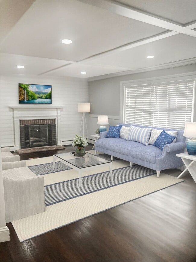 Photo - Spacious 3 Bed / 2.5 Bath Home - Large Yard - T/E Schools