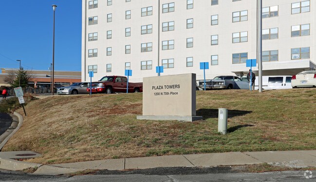 Photo - Plaza Towers