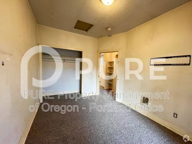 Building Photo - 1127 SE Stephens St Rental