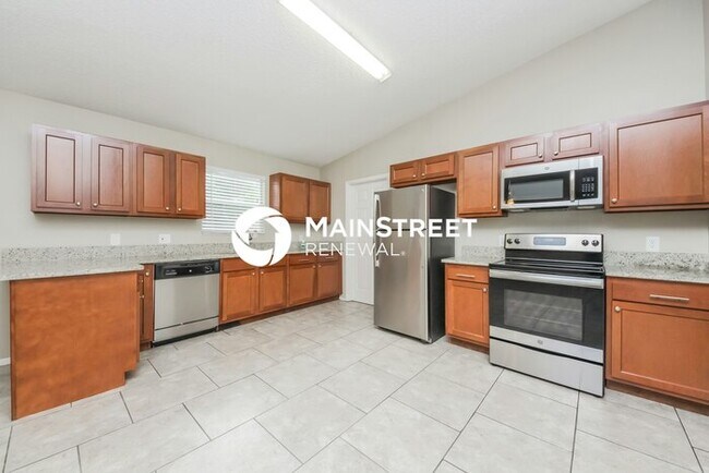 Photo - 3 Bedroom Pet-Friendly Home in Winter Haven, FL with Main Street Renewal