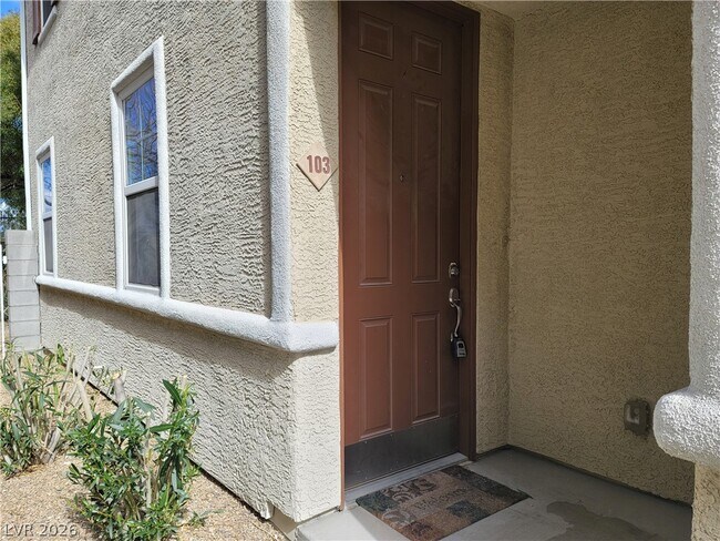 Photo - 6140 Pine Villa Ave