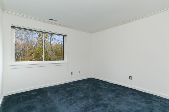 Photo - 301 Post Rd E Unidad APT 18