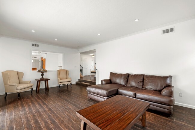 Photo - 8309 Denise Ln