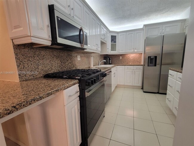 Photo - 3140 S Ocean Dr Unidad 1102