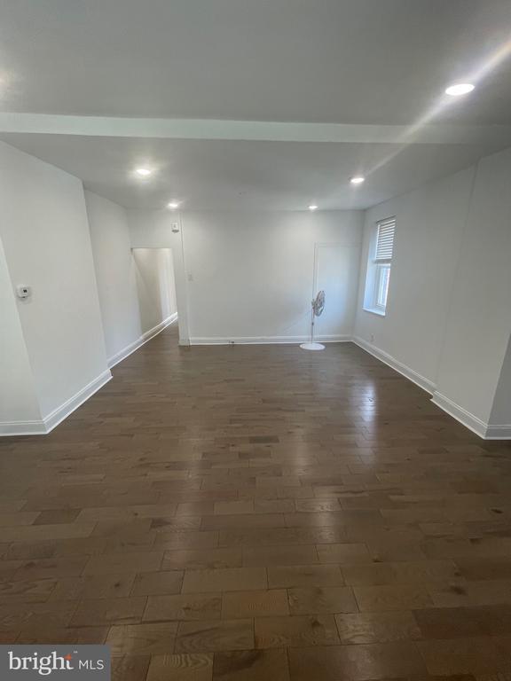 Photo - 2501 E Somerset St