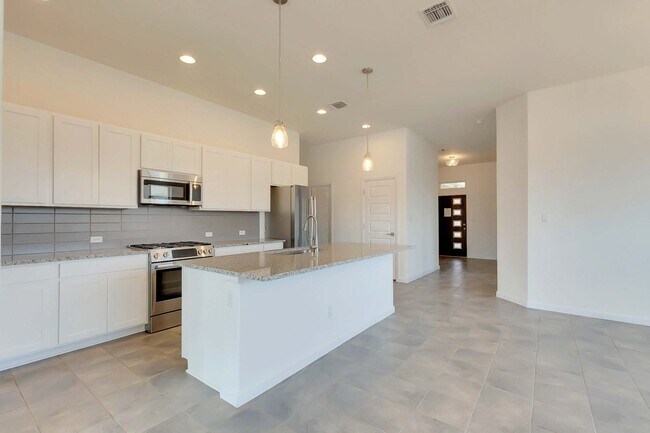 Photo - 133 James Rose Ln