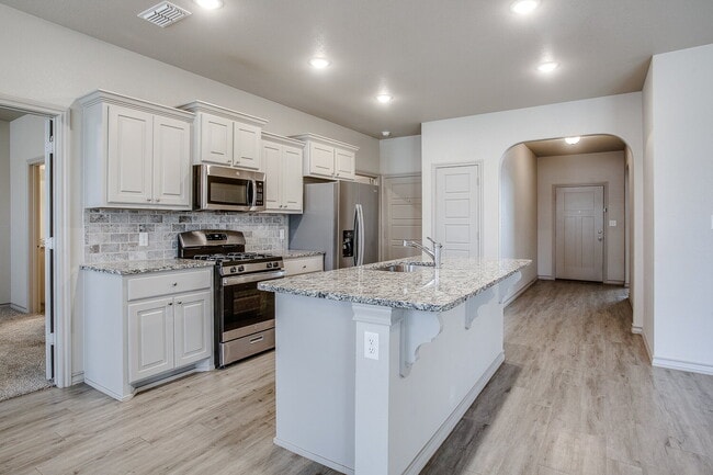 Photo - Wonderful Home in Cambridge Way! SPEC!