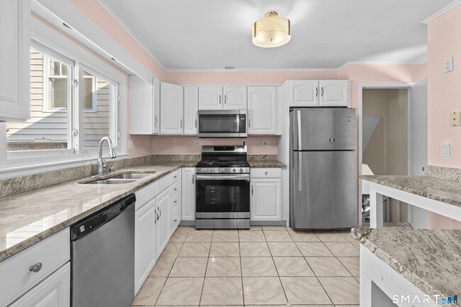 Photo - 92 Hilldale Rd