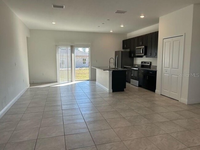 Photo - 449 Marion Oaks Ln