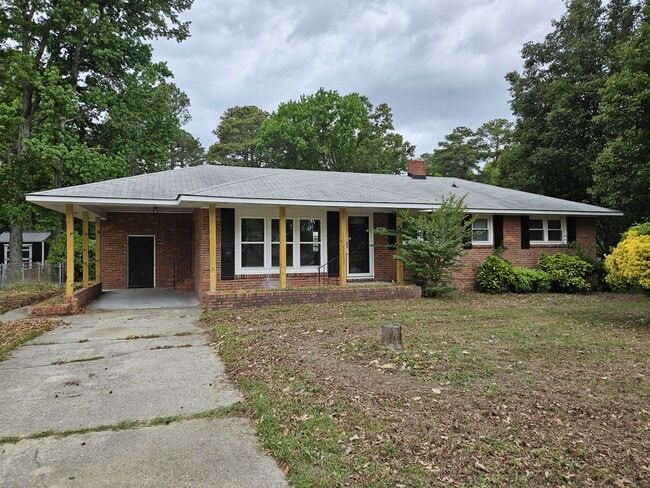 Photo - 853 Shannon Dr