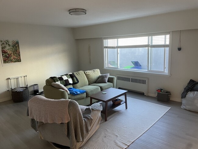 Photo - 8635 French St Unit 3