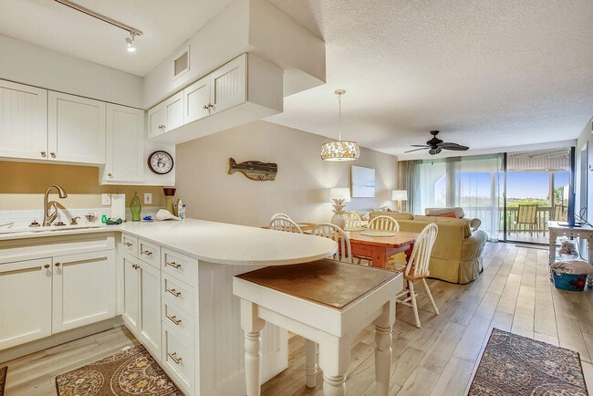 210 Ocean Hibiscus Dr Unit SI FL1-ID1253509P