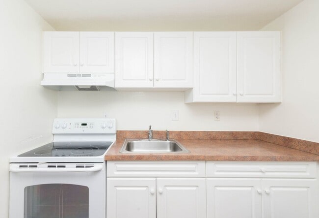 Photo - Lakewood Apartments