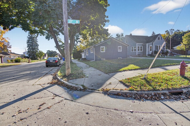 Photo - 3603 21st Ave