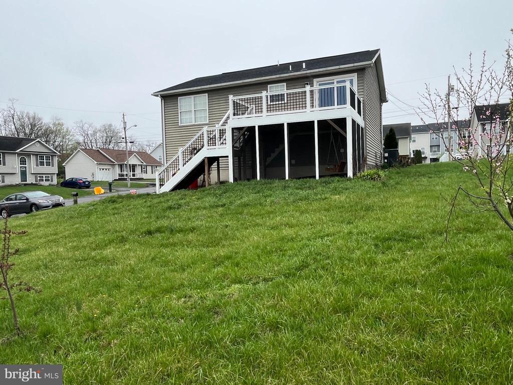 Photo - 262 Corvette Dr