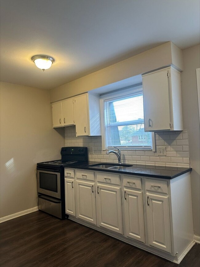 Photo - 2 Bed 1 Bath Apartment in Columbus!