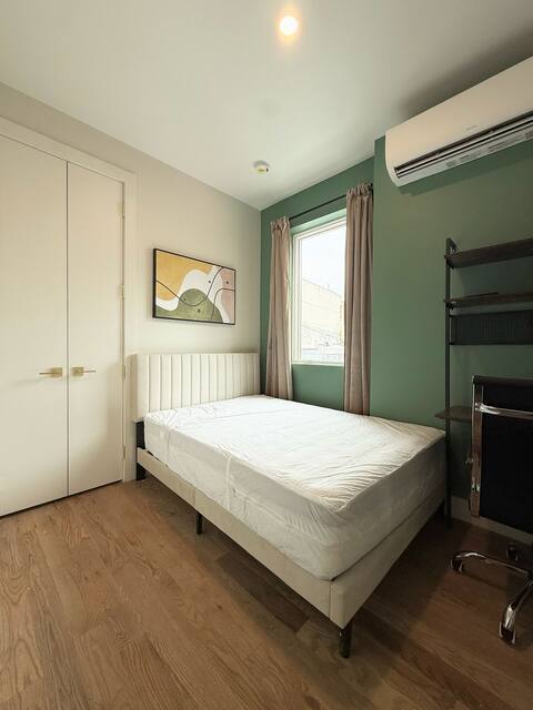 Photo - Nice room in a good neighborhood Unit 4B