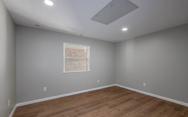 Photo - University Commons Apartments