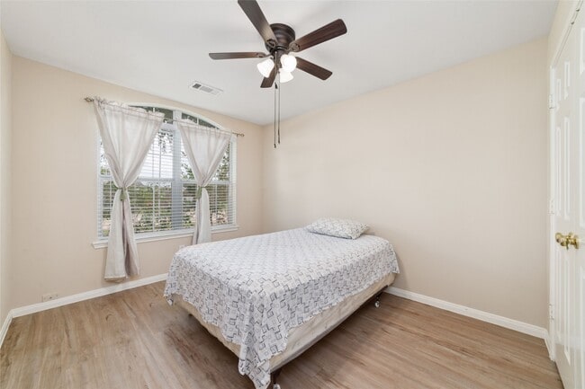 Photo - 8123 Solara Bend Ct
