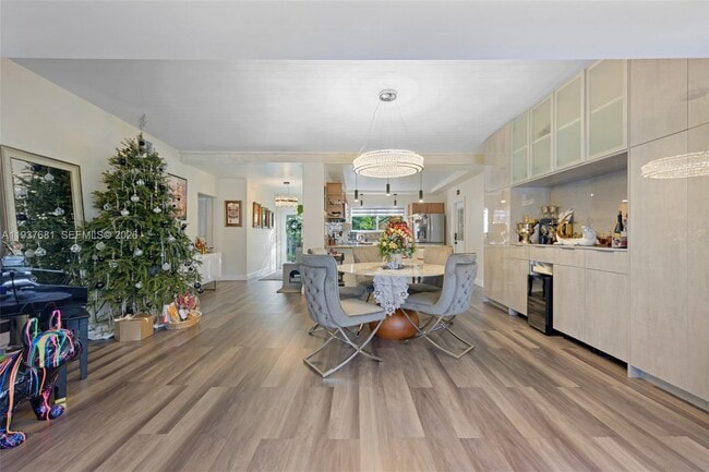 Photo - 1935 Keystone Blvd