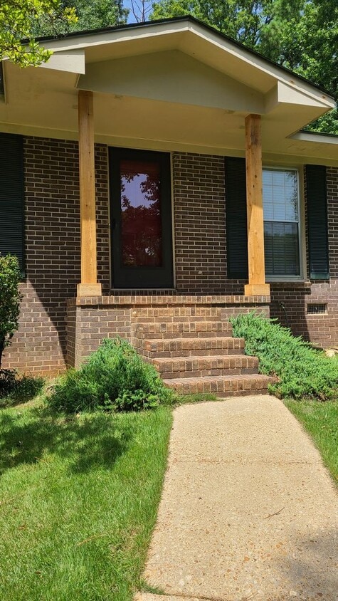 Photo - 308 Lancaster Ave
