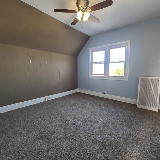 Living Room - 166 Huber St Unit 2