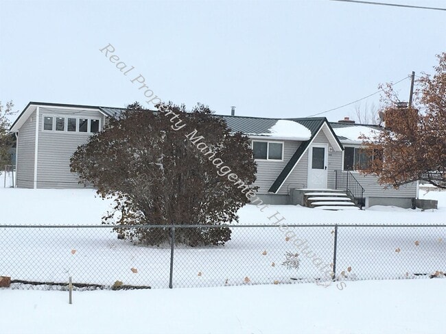 3 Bedroom 2 Bath Pet Friendly House for Rent - 3 Bedroom 2 Bath Pet Friendly House for Rent