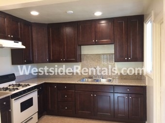 Building Photo - 5264 Cahuenga Blvd Unit 5264