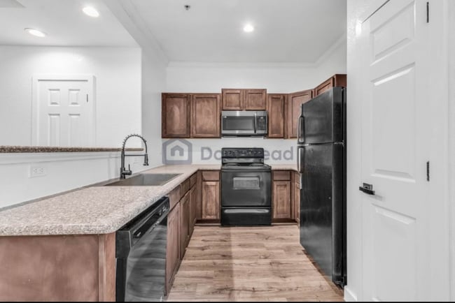 Photo - 5110 Flipper Dr