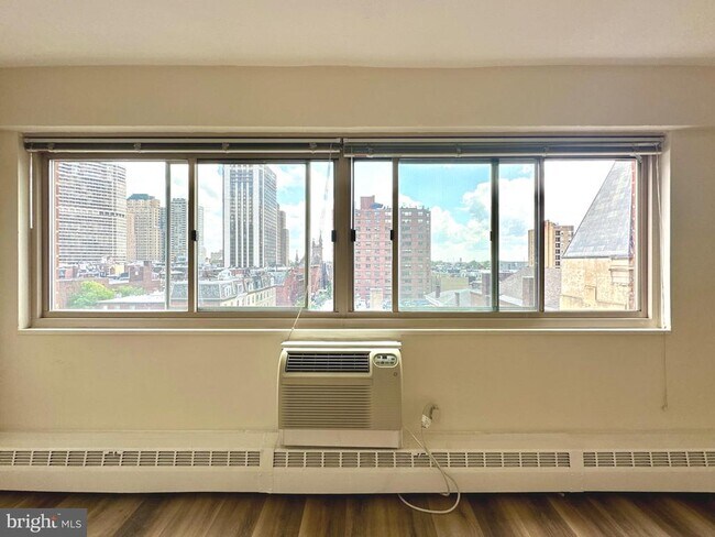 Photo - 2101 Chestnut St Unit 809