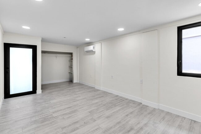 Ac is 2 years old. - 725 SW 1st Ave Unit 1