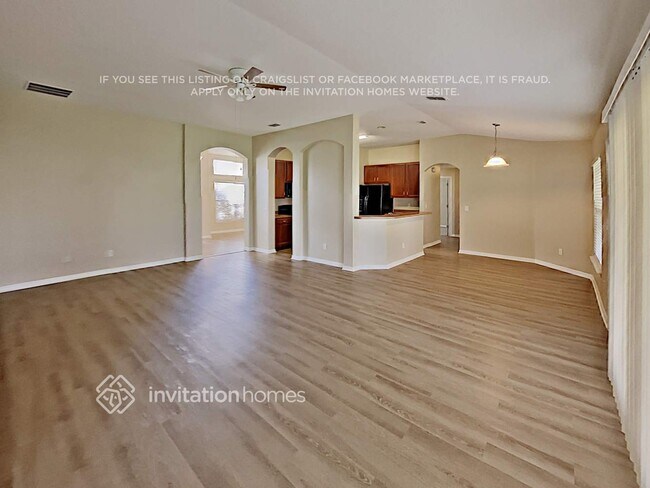 Photo - 1714 Garden View St