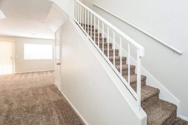 Photo - 2331 Catskill Ct