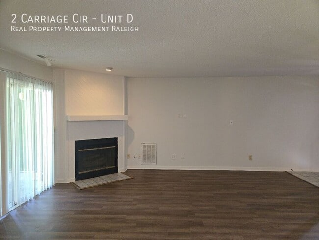 Photo - 2 Carriage Cir Unit D