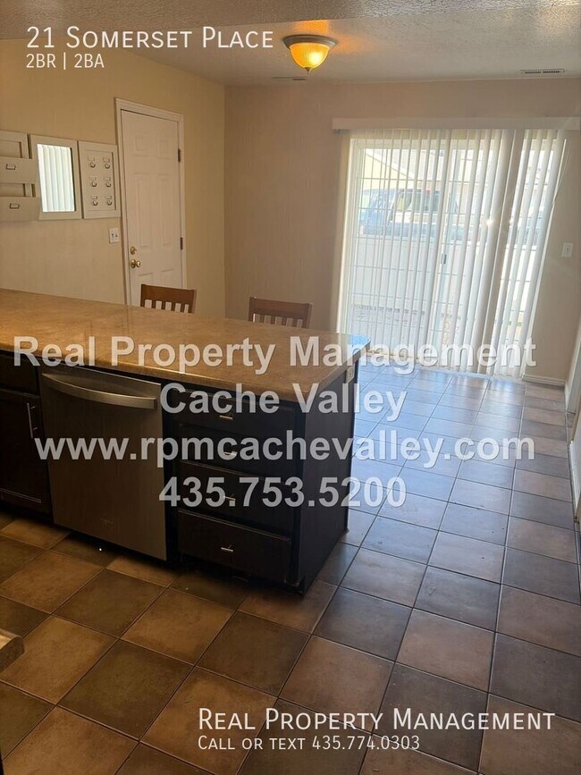 Photo - 21 Somerset Pl