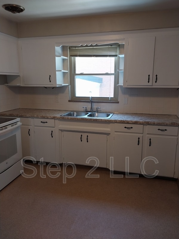 Photo - 7384 Pearl Rd