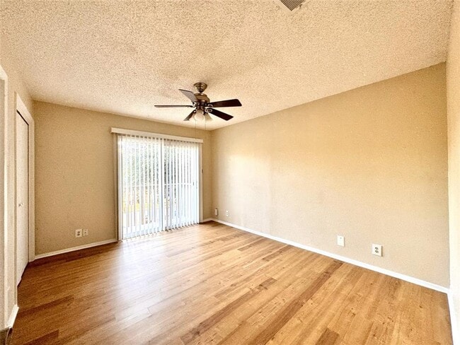 Photo - 2203 Granberry Dr
