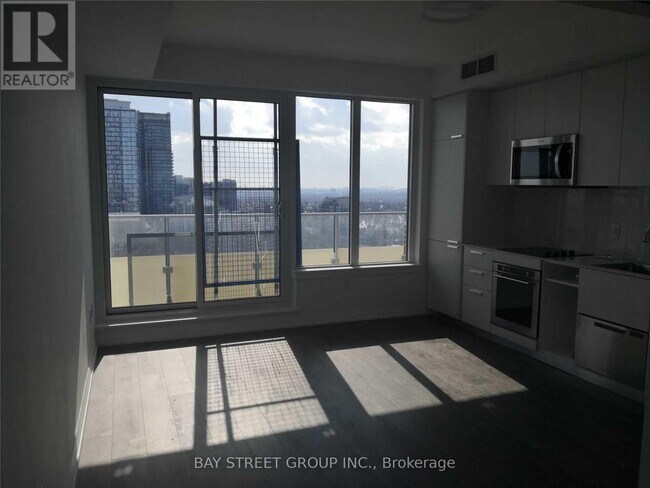 Photo - 75 Canterbury Pl Unit 2605