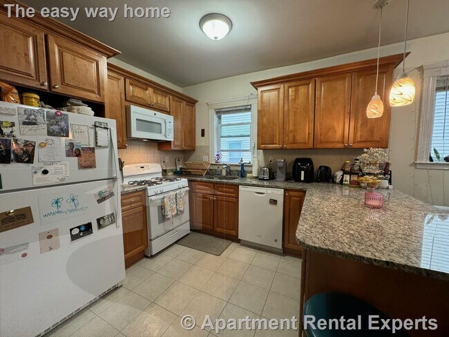 Photo - Newly renovated * 2 full baths * Central A...