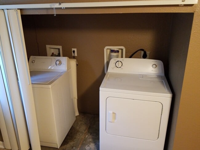 Photo - 1031 Pierre St Unit 2