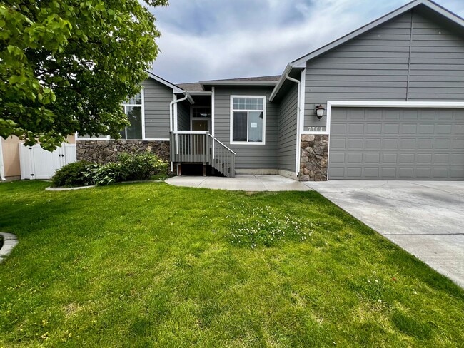 Photo - Home in West Valley with garage & back yard!