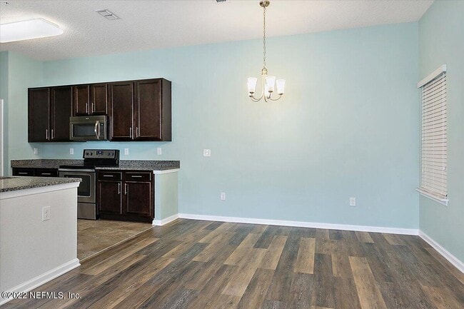 Photo - 213 Larkin Pl Unit 108