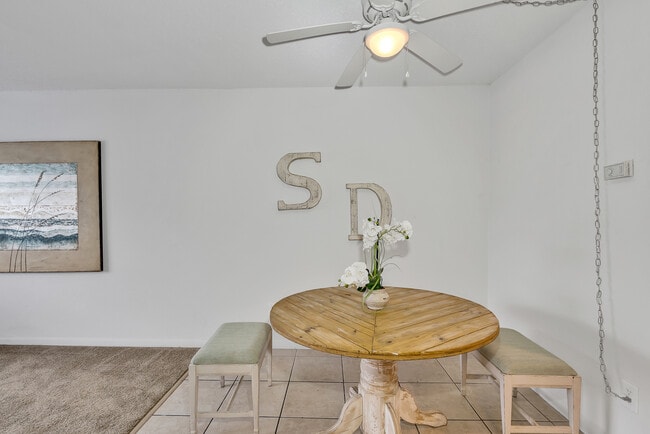 Photo - Briar Hill Apartments