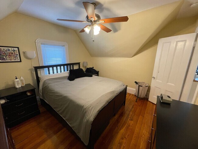 Photo - 2 bed/1 bath in Somerville available for a September 1st move-in